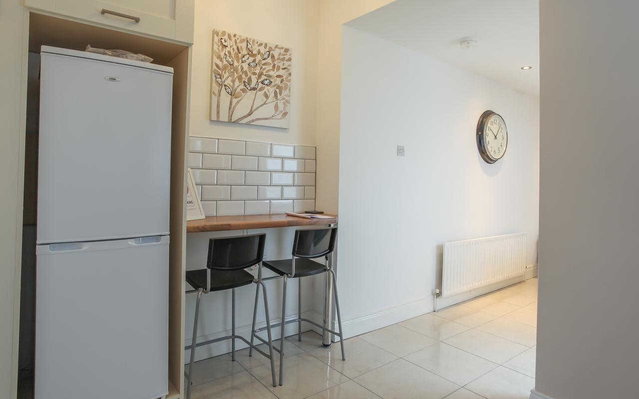 Kingston Serviced Accommodation - Donegall Avenue Belfast Buitenkant foto
