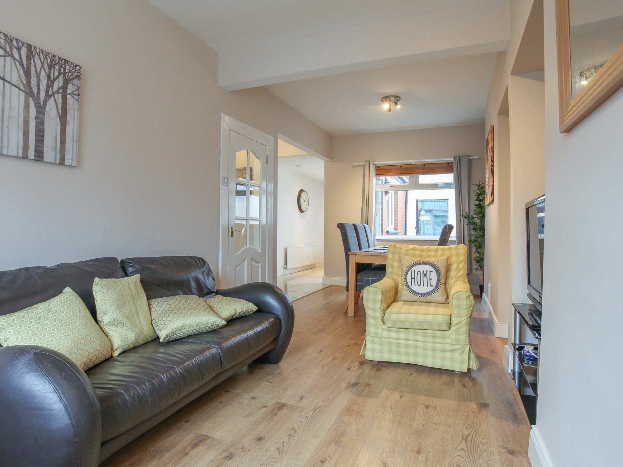 Kingston Serviced Accommodation - Donegall Avenue Belfast Buitenkant foto